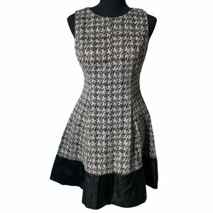 Woman’s Lauren Ralph Lauren Dress. Size 6P